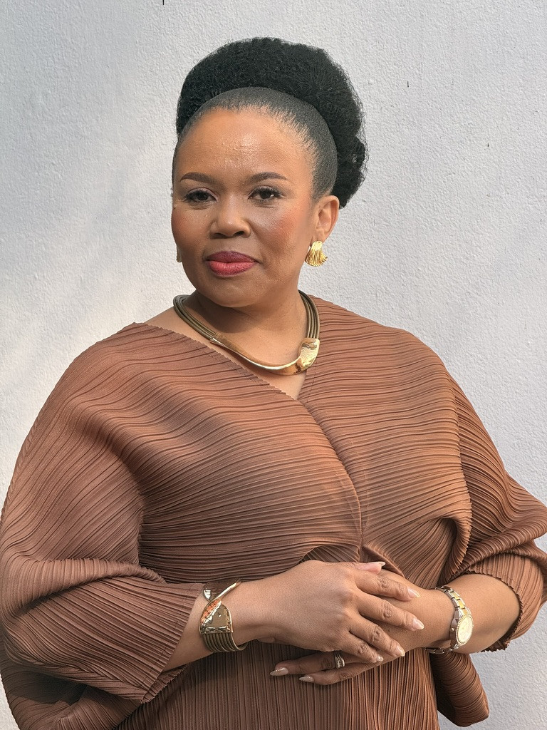 Busi Dziba